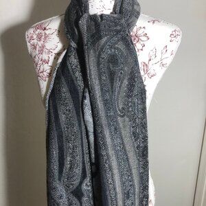 Luxurious Black & Silver Paisley Pashmina Scarf/Shawl - Elevate Your Style!